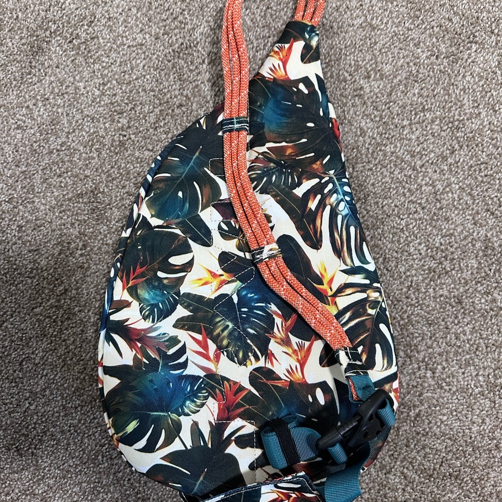 Kavu Multicolor Leaf Pattern Sling Bag - Picture 2 of 4